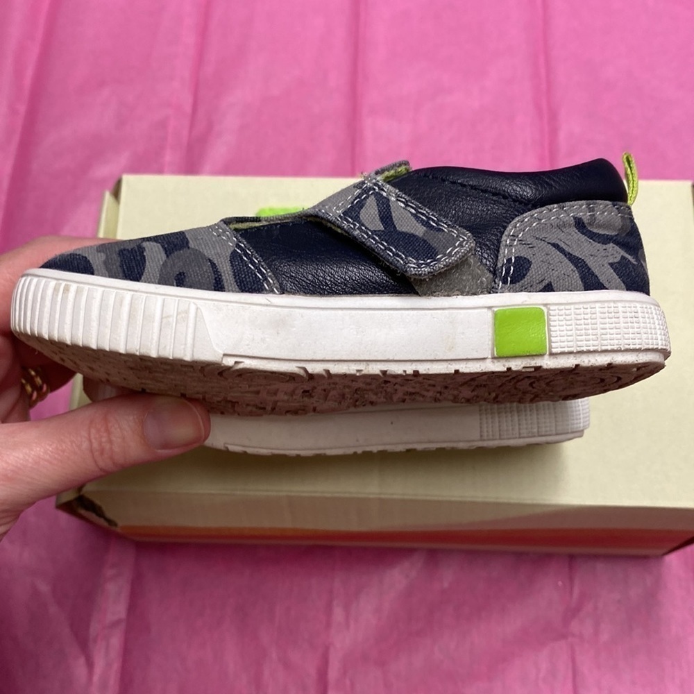 Boys Livie & Luca Shoes Size 7 GUC - Picture 6 of 8